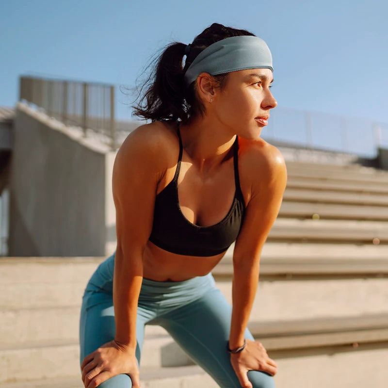 Non-Slip Moisture-Wicking Sports Headband - Ideal for Running & Fitness